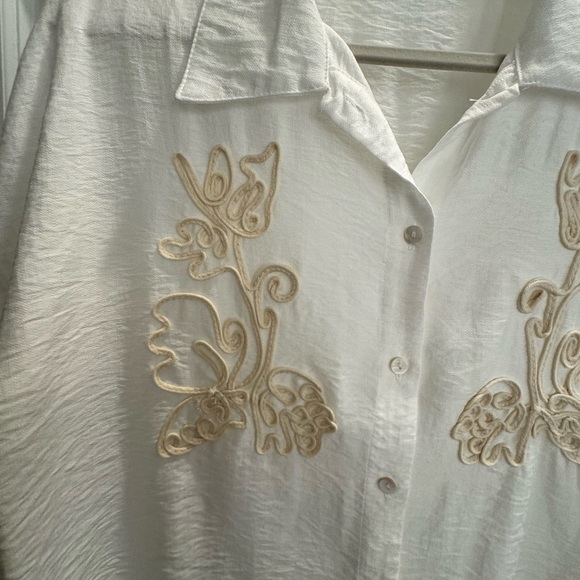 Top and pant set - Picture 10 of 13